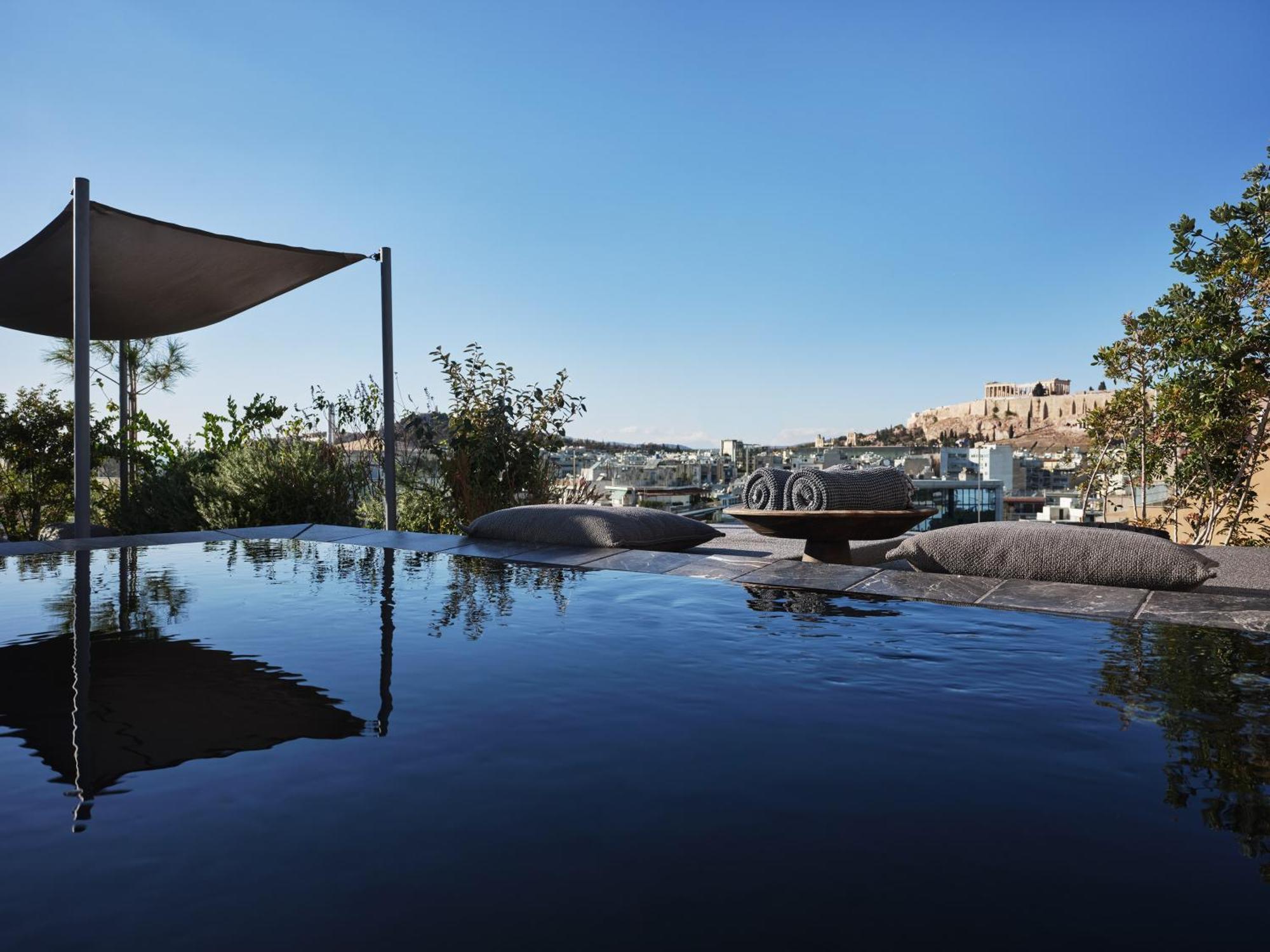 Monastik Living In Athina Athens