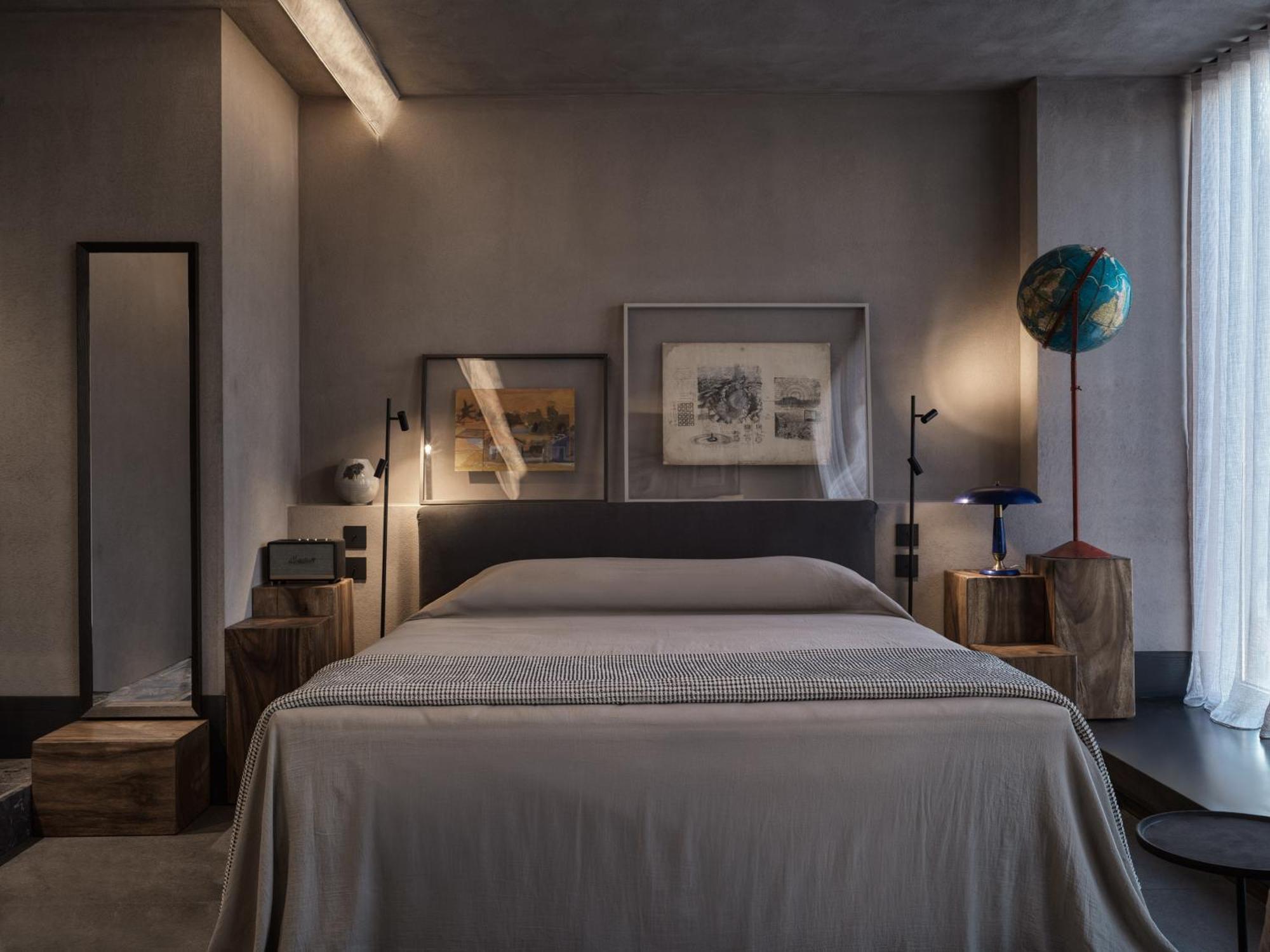 Monastik Living In Athina Athens